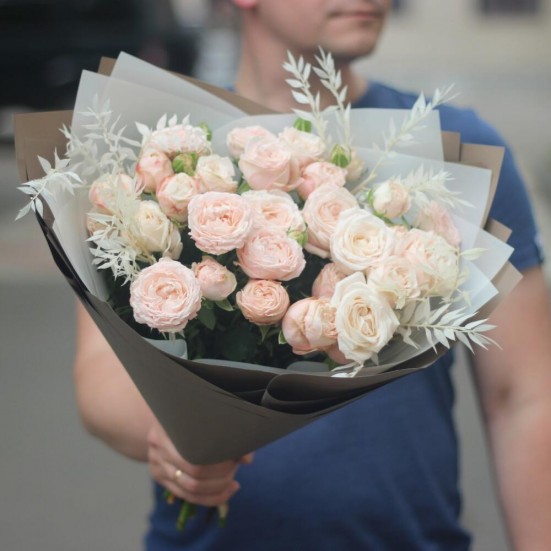 Букет «7 пионовидных кустовых роз» - фото 2